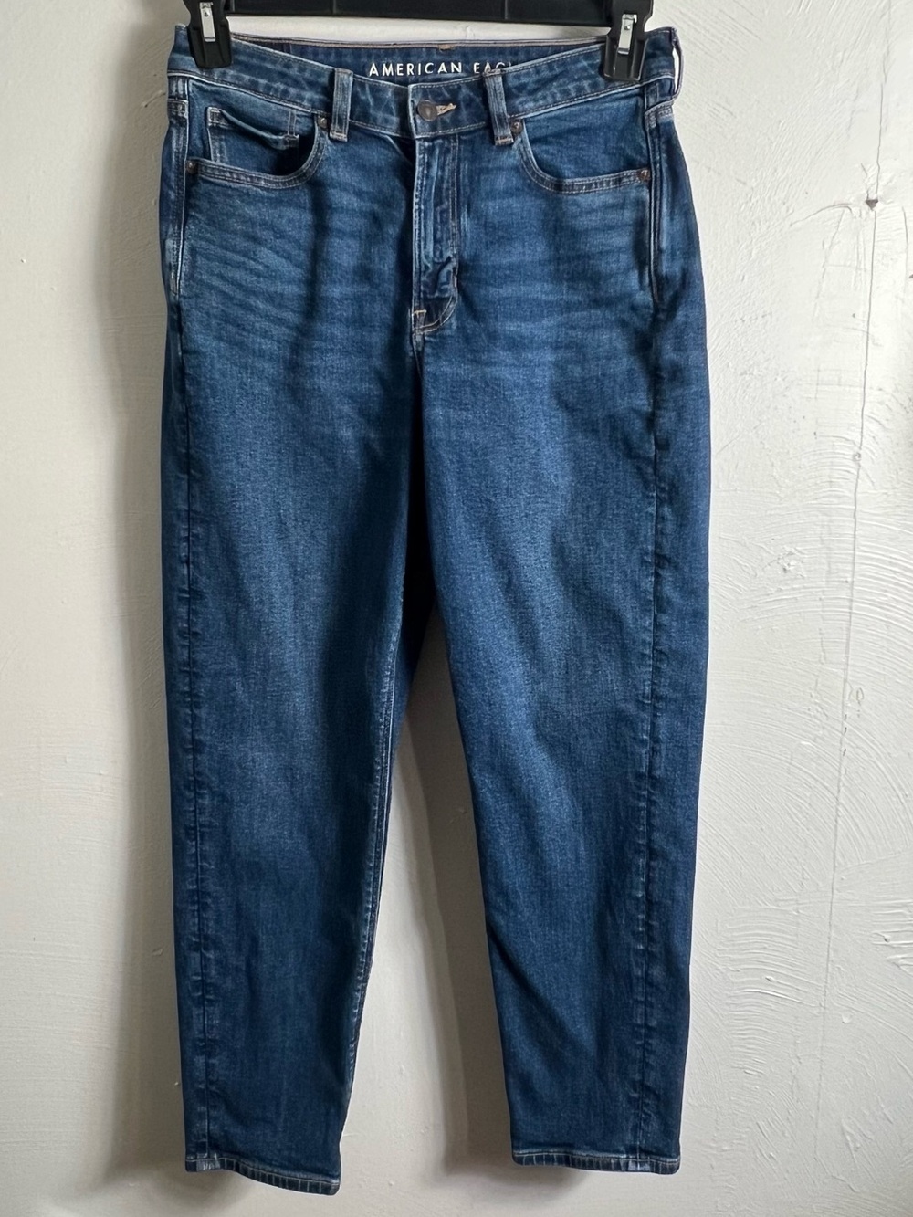 American Eagle Mom Jeans Womens 8 Regular Medium Wash High Rise Stretch